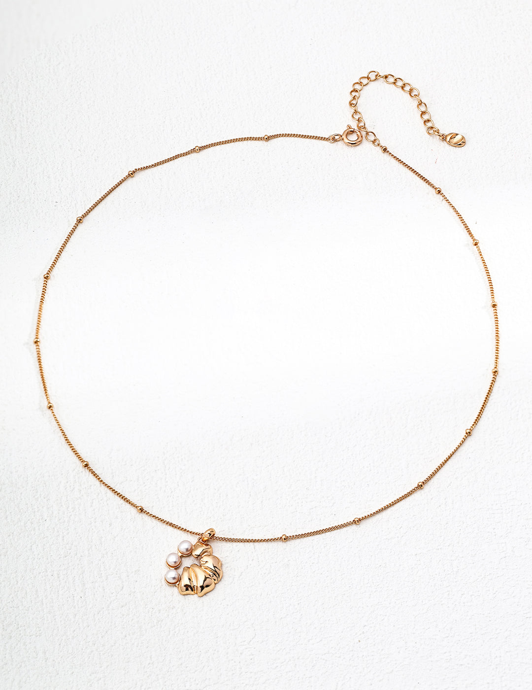 S925 Perlenohrringe im Vintage-Goldlook