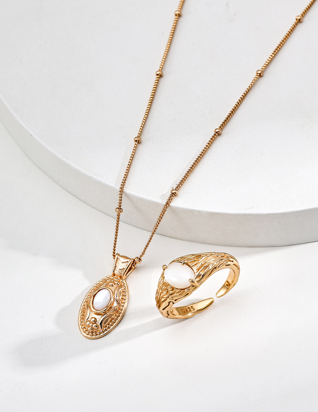 925er Silber-Kette mit echtem Perlmutt im Antik-Design