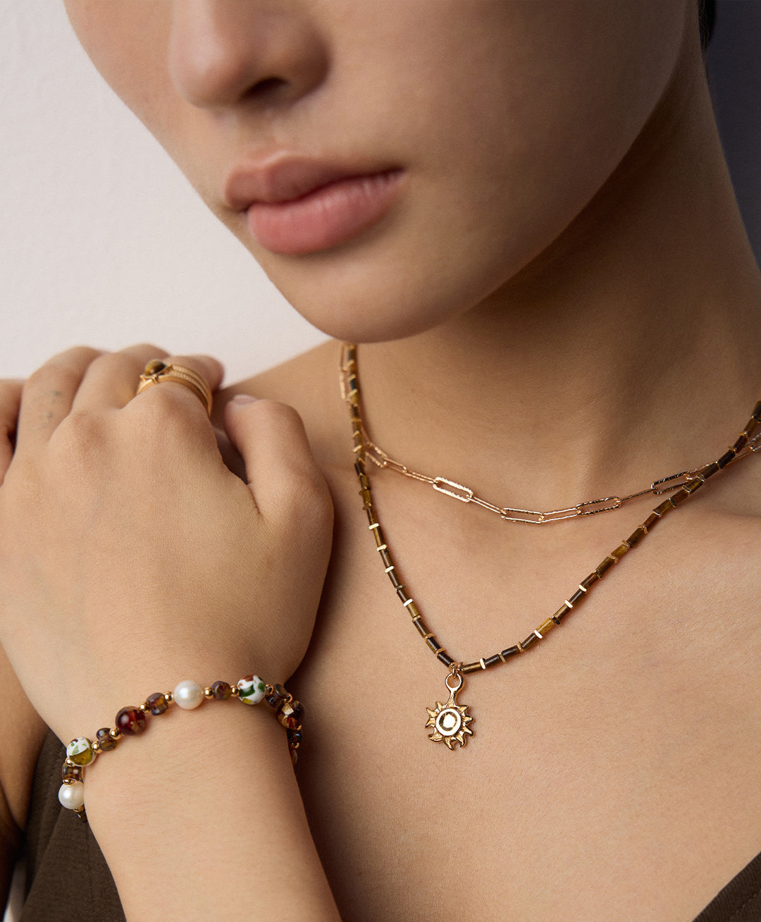 Tigerauge-Perlenkette mit Sonnenanhänger – 925 Silber