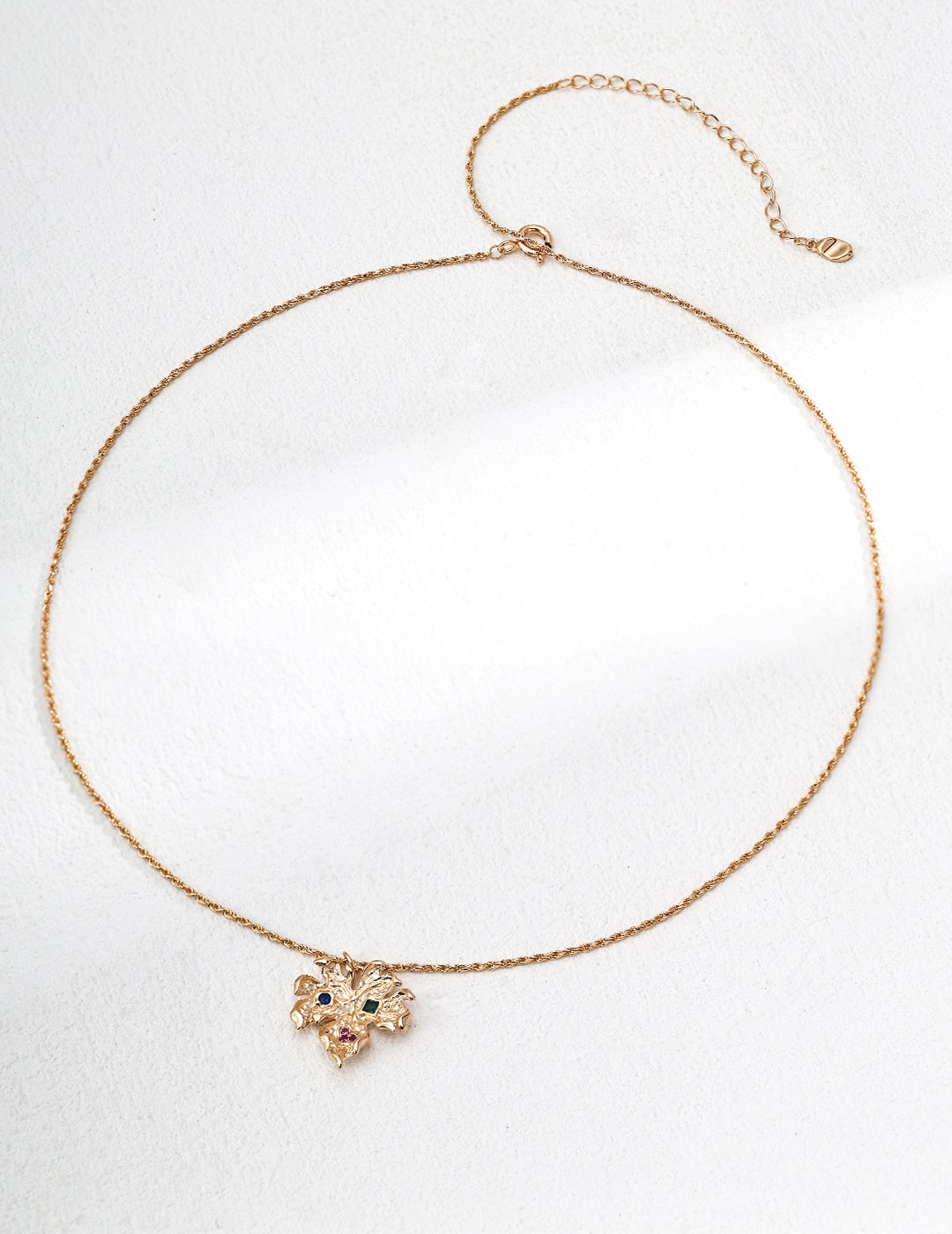 S925 Silber Kette mit Zirkonia-Blattanhänger
