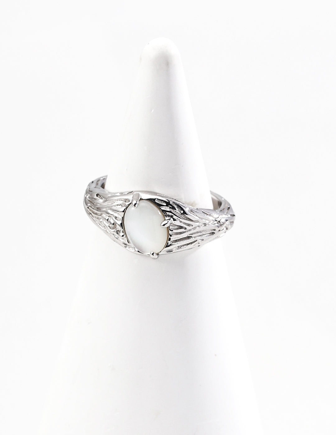 S925 Ring im Astdesign mit Muscheldetail