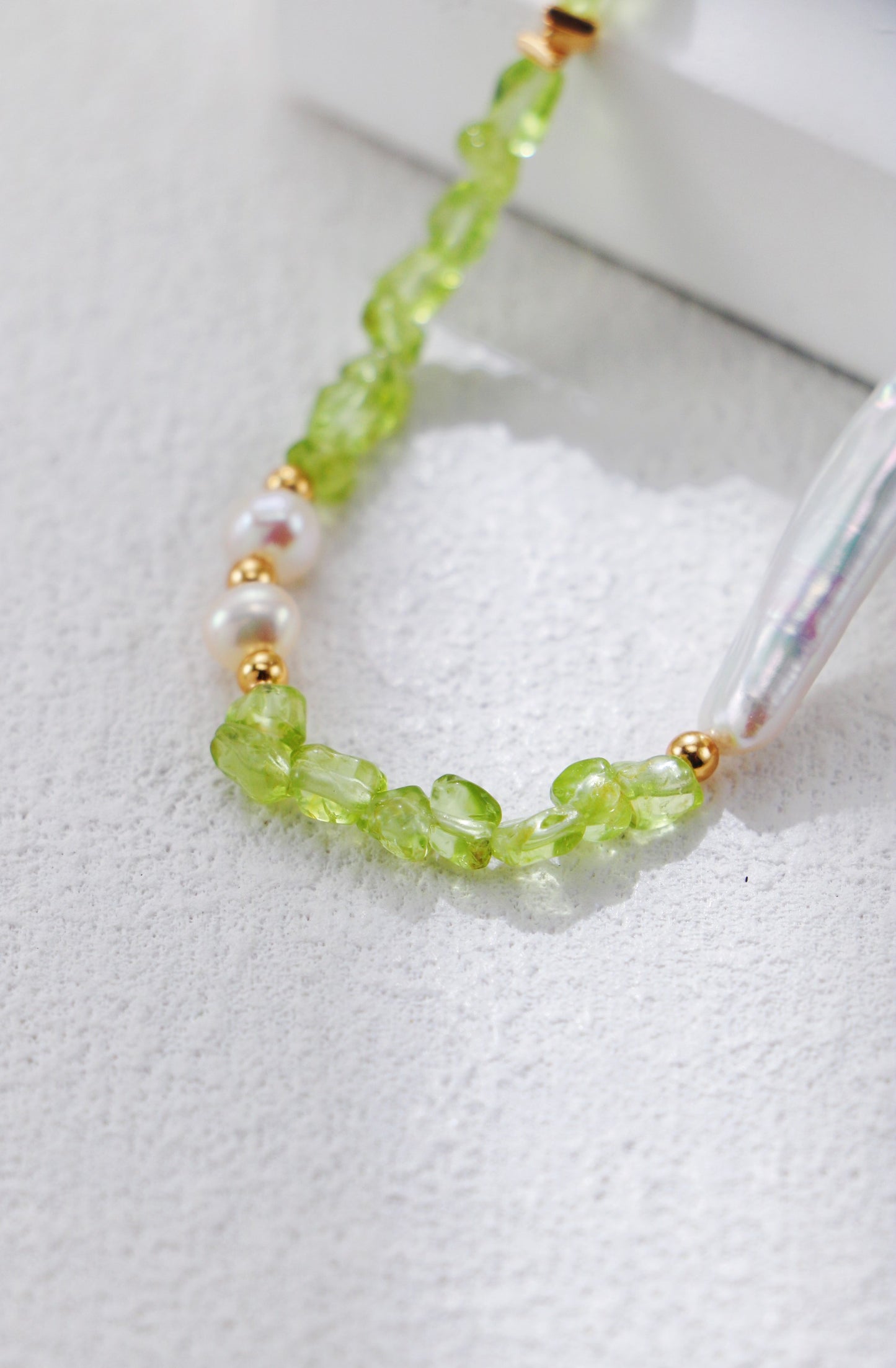 S925 Halskette • Peridotgrün & Süßwasserzuchtperlen