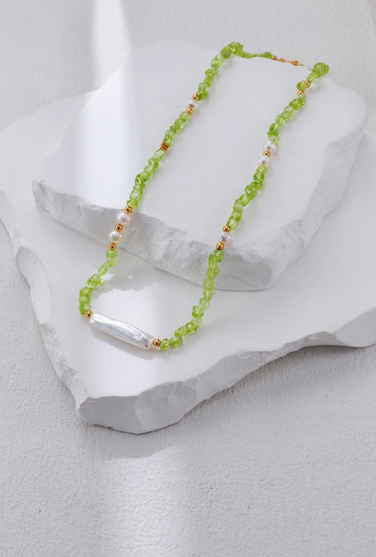 S925 Halskette • Peridotgrün & Süßwasserzuchtperlen