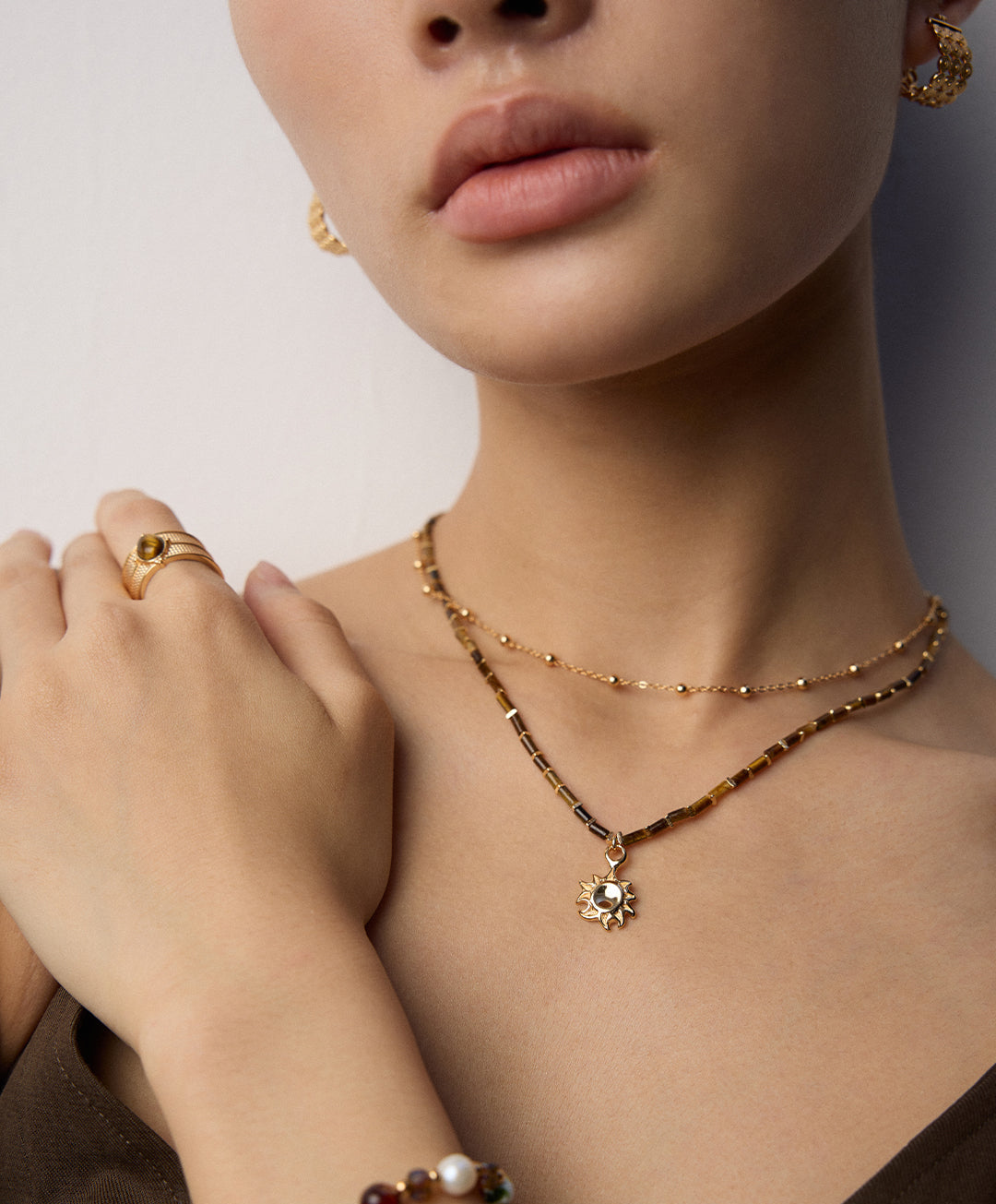 Tigerauge-Perlenkette mit Sonnenanhänger – 925 Silber