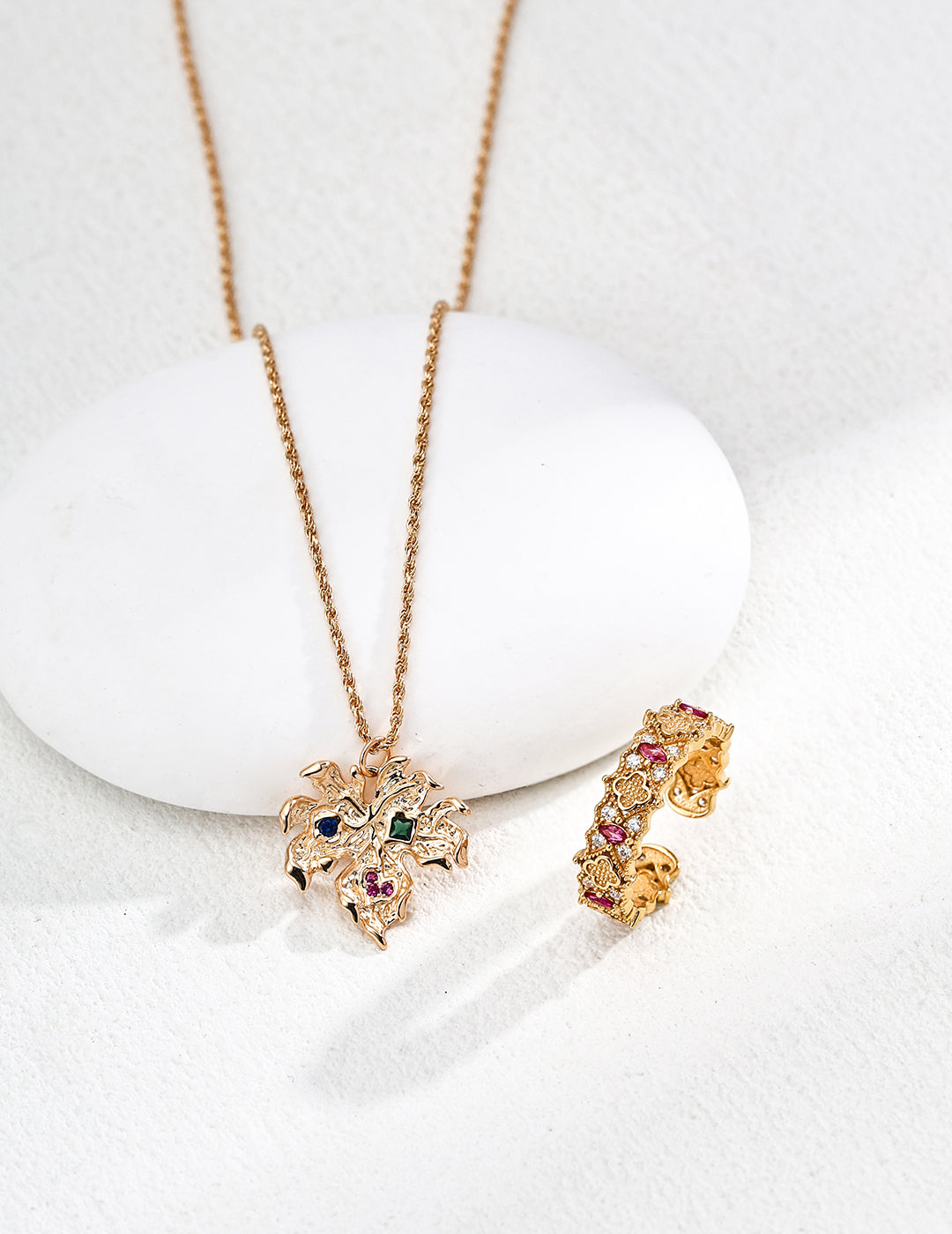 S925 Silber Kette mit Zirkonia-Blattanhänger